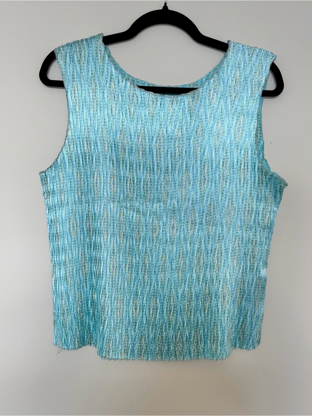 JH Collectibles Teal / Turquoise Crinkle Tank Top XL